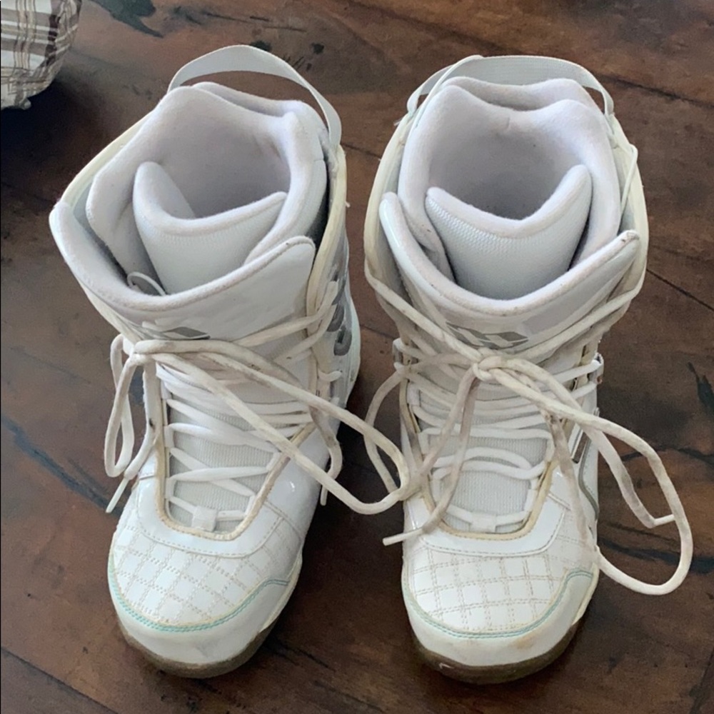 Morrow snowboarding boots